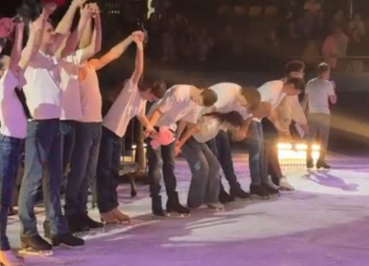 Яркий праздник подарили горожанам звезды фигурного катания в воронежском «Юбилейном»