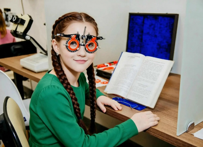 От формы до фокуса: полный список того, что важно для глаз ребёнка перед школой