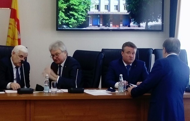Голосование за мэра Воронежа отразило клановые расклады в горДуме