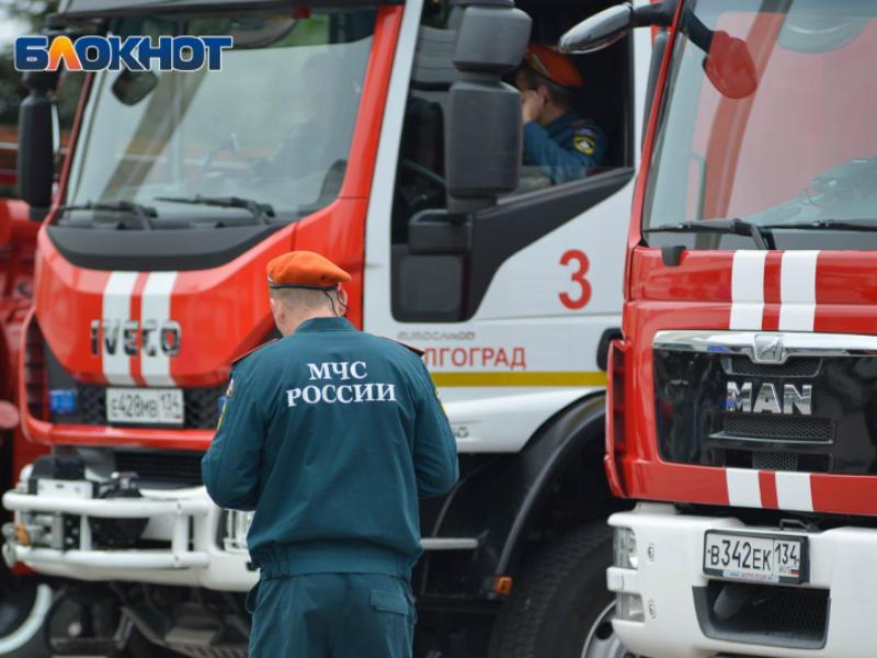 Воронежские пожарные вывели 6 человек из охваченного огнем здания: есть погибший