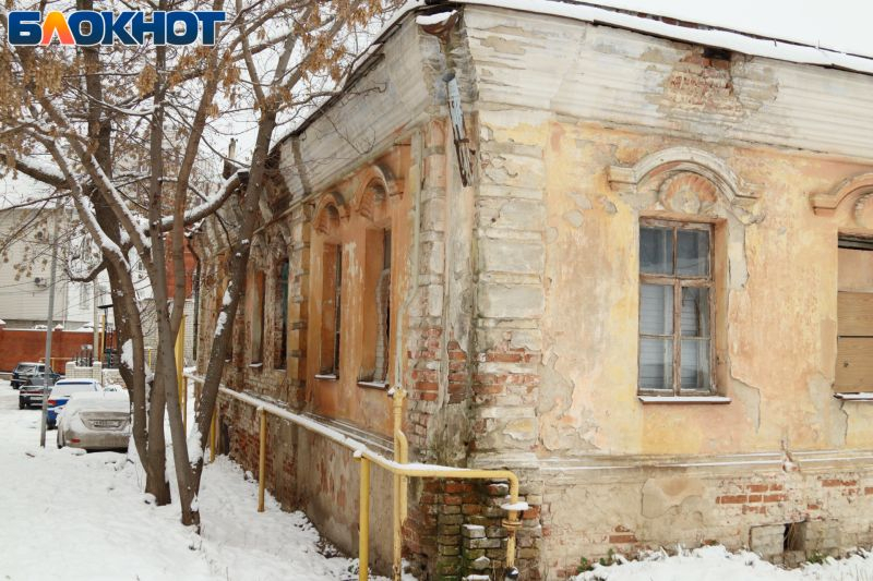За 126 млн рублей отремонтируют дом, у которого устраивали показуху ради Гордеева в Воронеже