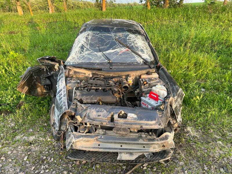 Пьяный водитель превратил машину в груду металла в Воронежской области