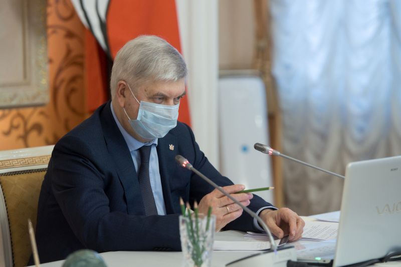 Стабильным губернатором января эксперты назвали главу Воронежской области