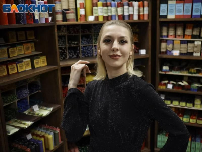 Педагог-путешественница пришла побороть внутренние страхи на «Мисс Блокнот Воронеж-2021»
