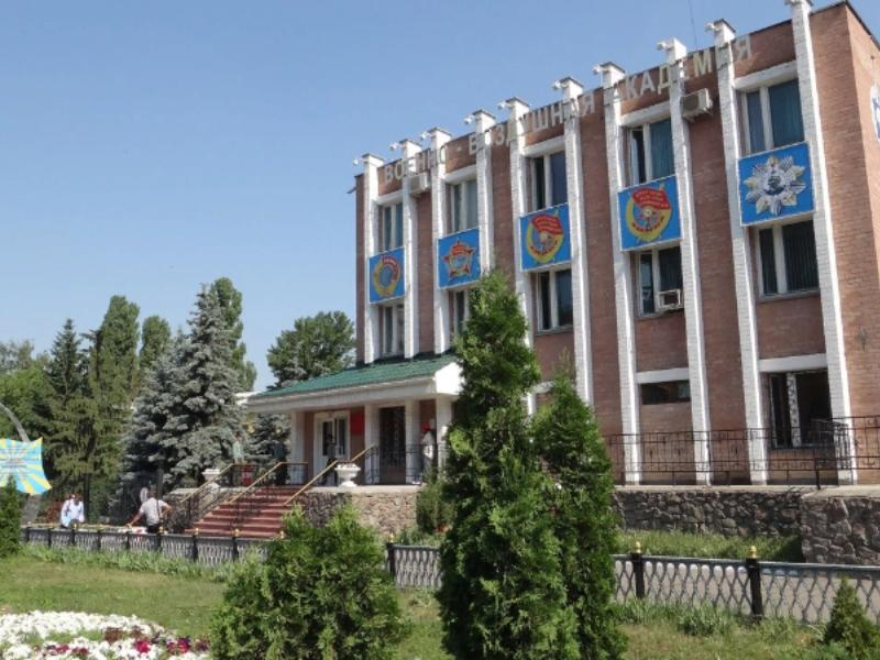 Курсантов военной академии изолировали в Воронеже после репетиции парада в Москве