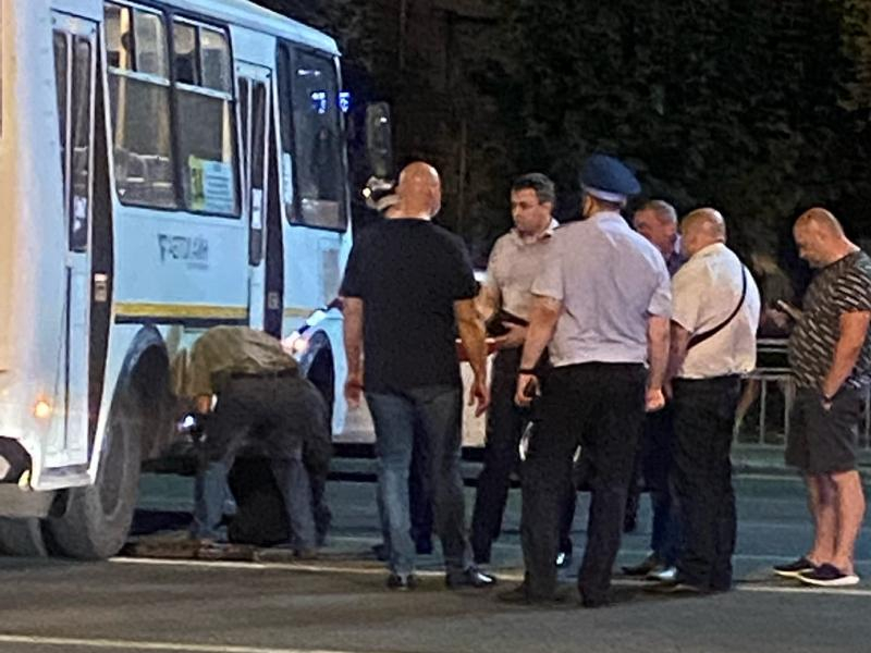 Озвучены три версии взрыва автобуса в центре Воронежа