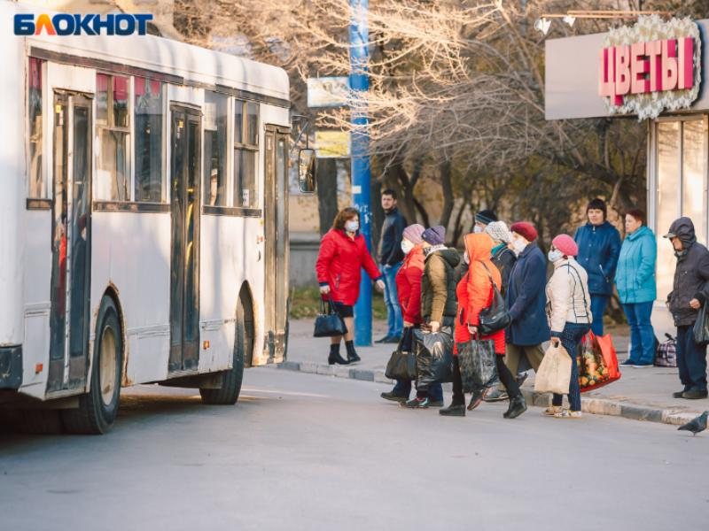 Четыре автобуса изменят временные маршруты для объезда путепровода на Ленина в Воронеже