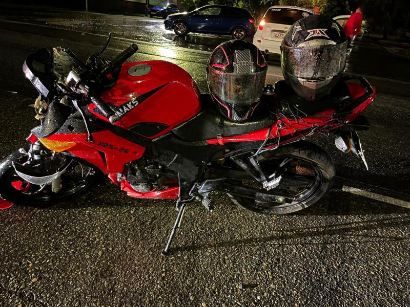 17-летний мотоциклист попал в больницу после жесткого столкновения с «Ладой»