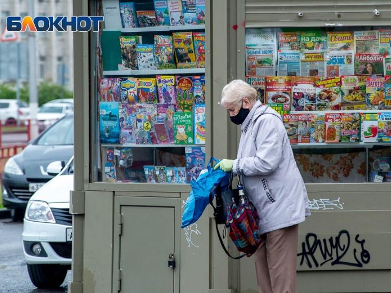 67 тысяч рублей потеряла пенсионерка после разговора с арендатором её квартиры в Воронеже