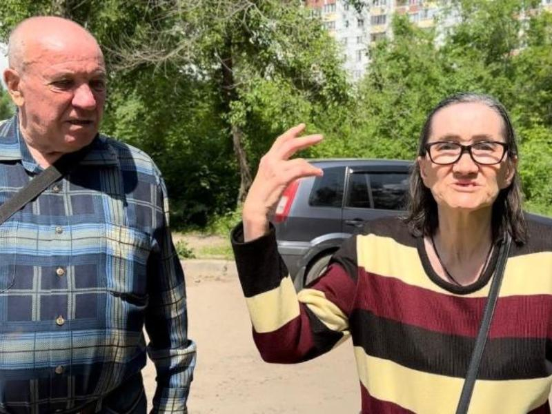 Женщина опоздала на поезд в Сибирь из-за скандала с перекрытием дороги в Воронеже