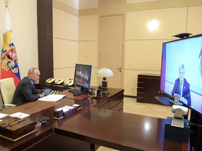 Неловкая ситуация в беседе с Путиным принесла губернатору Гусеву колоссальную выгоду
