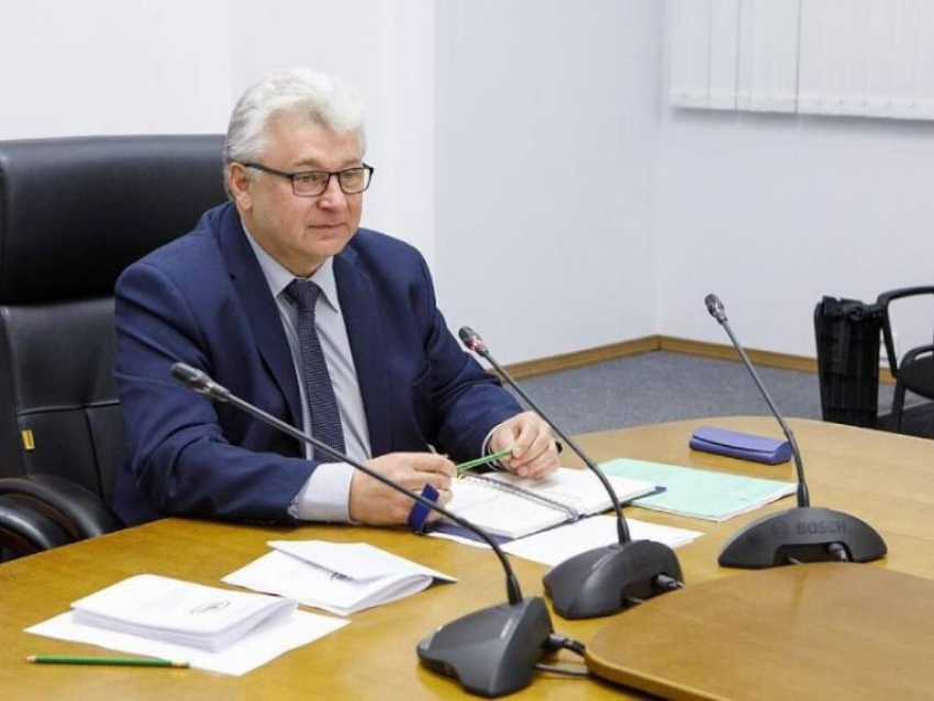 Депутат воронежской облдумы Виктор Буздалин ушел в отставку