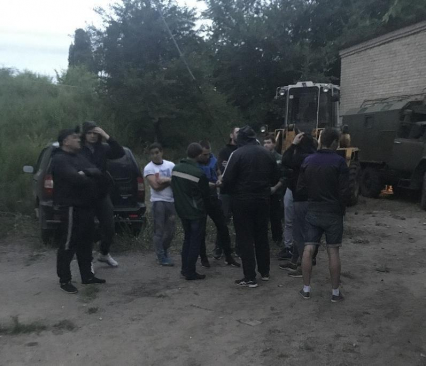 Воронежская полиция не помогла охране выдворить с территории режимного объекта посторонних, - директор ЛОС Игорь Житарюк