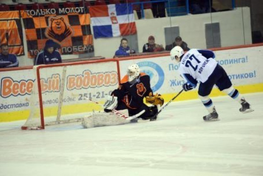 Воронежский «Буран» обыграл пермский «Молот-Прикамье» по буллитам со счетом 4:3