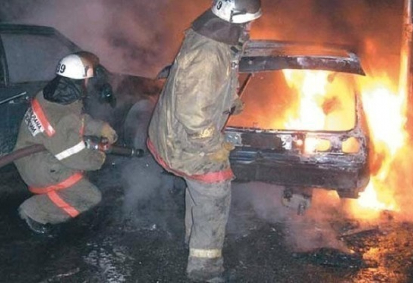 В Воронежской области сгорела Лада Самара