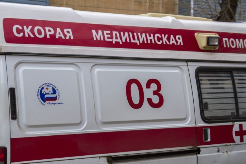 На День народного единства под Воронежем «четырнадцатая» въехала в пешеходов