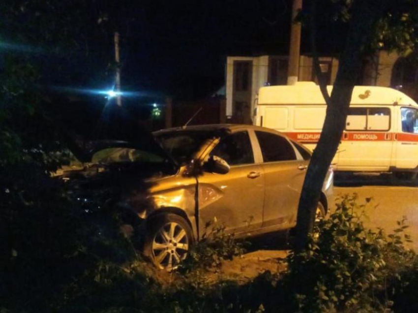 В Воронеже пьяный водитель выехал на «встречку» и отправил в больницу двух маленьких детей 