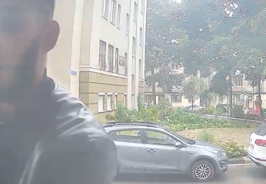 Ужасы ночи на Кольцовской: кто терроризирует жителей многоэтажки в Воронеже?