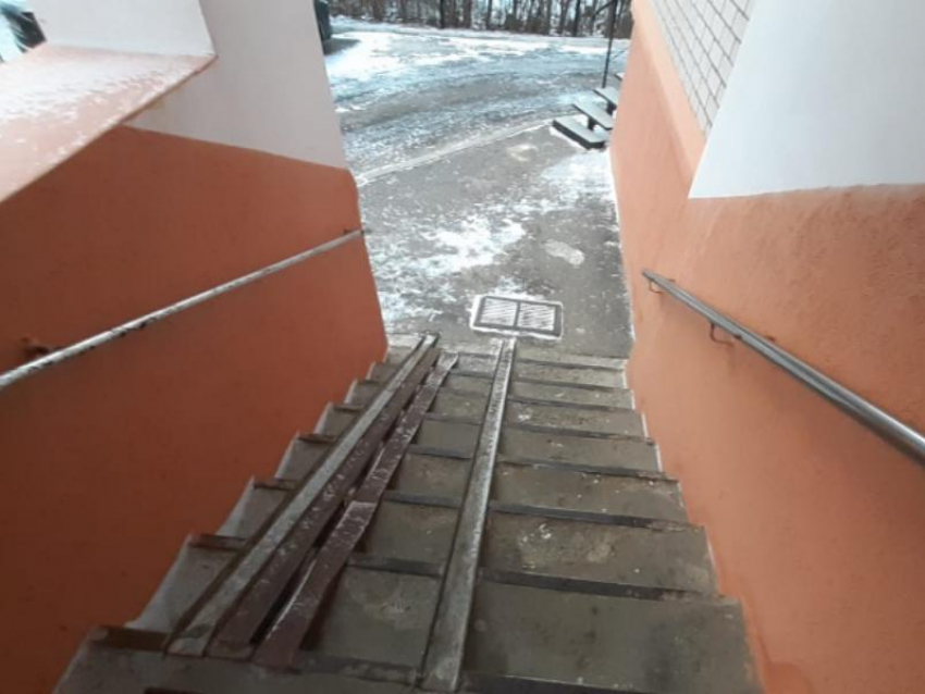 Крутое пике вместо пандуса предлагают инвалидам в Воронеже