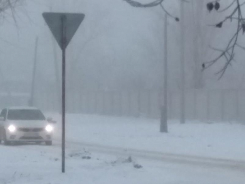 Водителей предупредили о снеге на трассе М4 «Дон» в Воронежской области