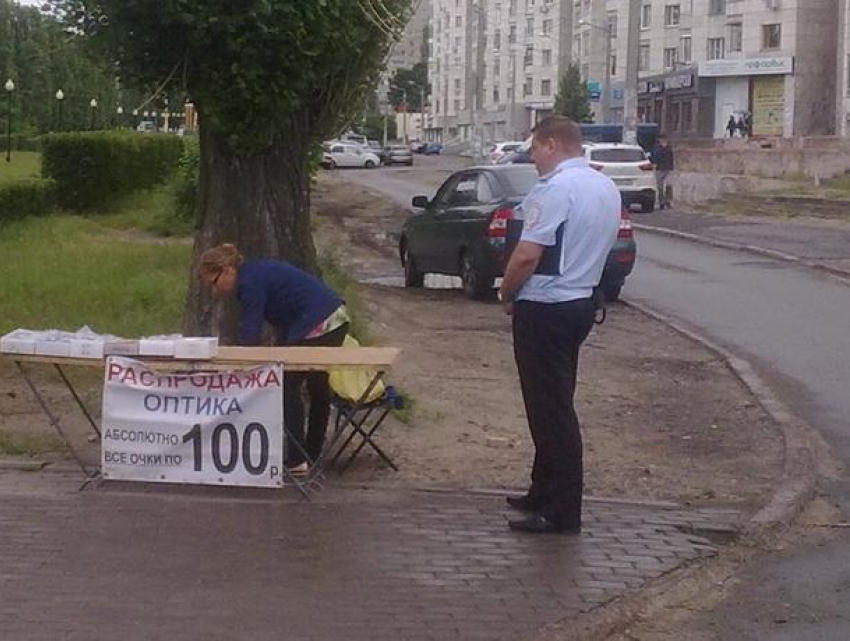 Воронежцы откровенно высмеяли деятельность полицейского 