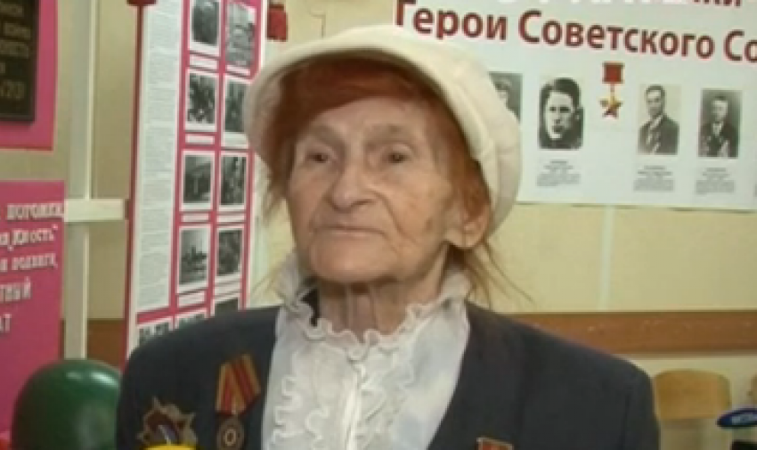 Фронтовая медсестра до сих пор хранит портрет, написанный солдатом под Воронежем