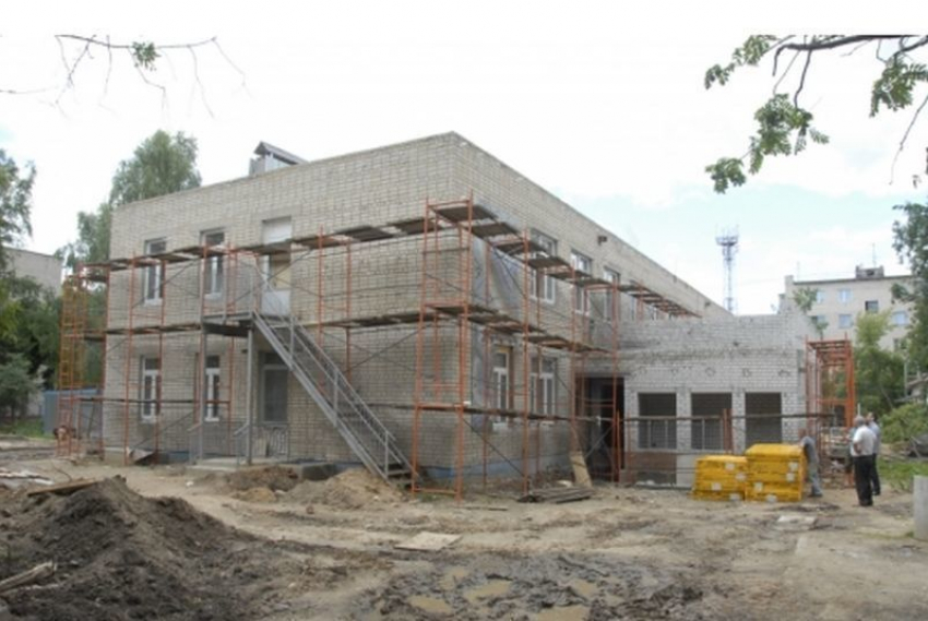 Хозяйственный сельчанин украл стройматериалов на 25 тысяч из детсада в Воронежской области