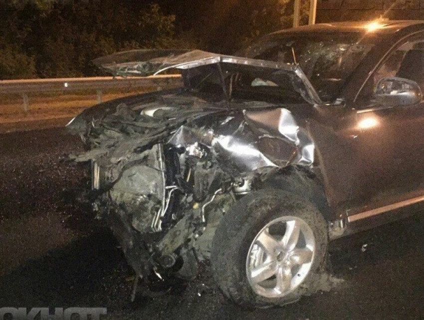 Водитель Porsche Cayenne с номером 666 был участником еще одной аварии в Воронеже