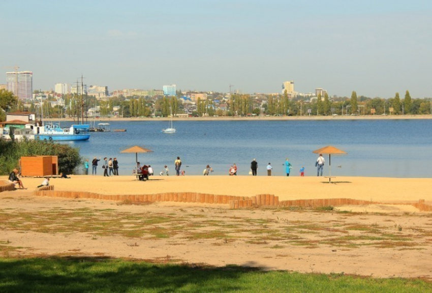 В Воронеже спасли лодку, в которой находилась целая семья