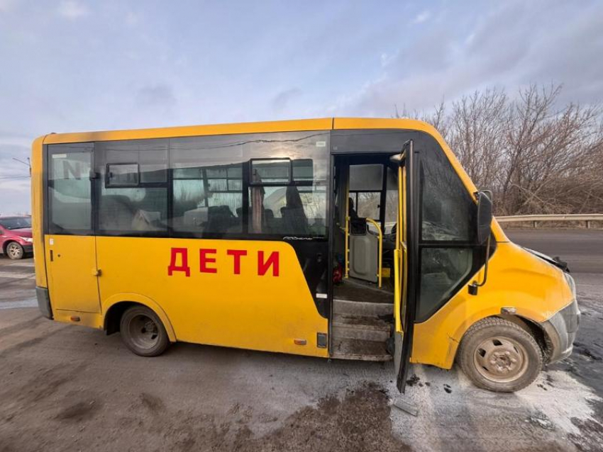 Стало известно о серьезном происшествии со школьным автобусом в Воронежской области 