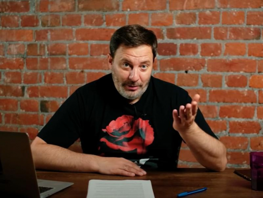 Минаев при помощи марсиан высмеял скандальную торговлю бомбоубежищами в Воронеже