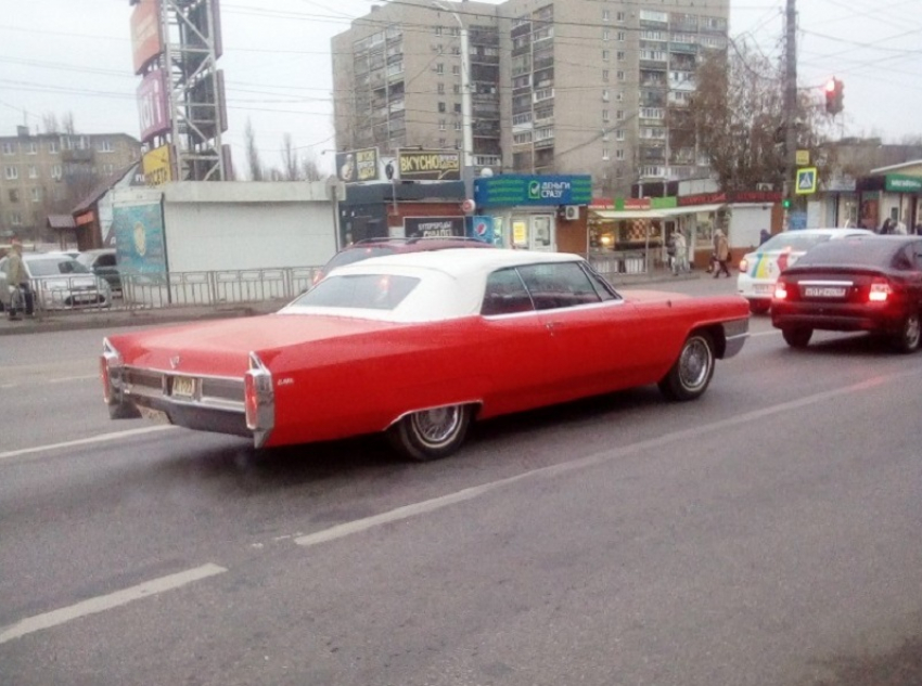 Раритетное купе американских VIP-персон неожиданно заметили в Воронеже