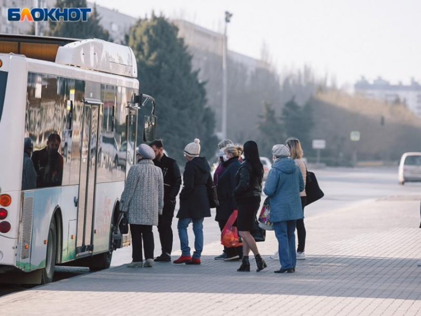 Четыре маршрутки на время поменяют свои направления в Воронеже