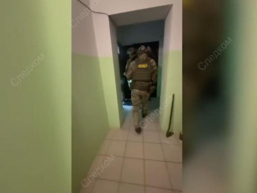 Облаву на банду похитителей показали силовики в Воронежской области