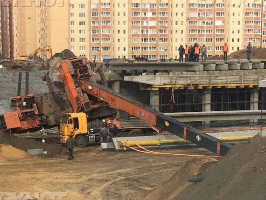 Путепровод на 9 Января в Воронеже откроют для пешеходов 14 декабря
