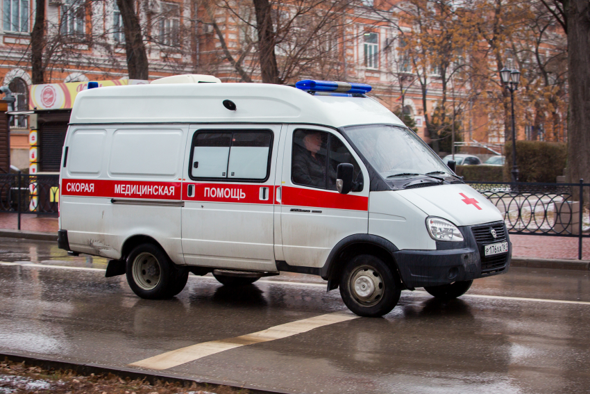 В Воронеже у мужчины случился геморрагический шок после травмы на работе