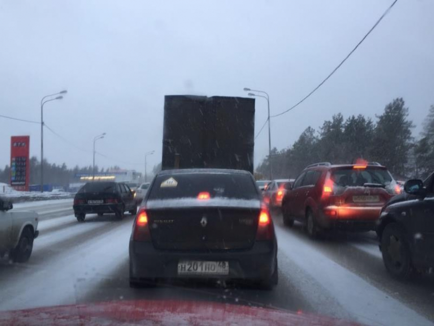 Автомобилистов предупредили об опасной погоде в Воронеже