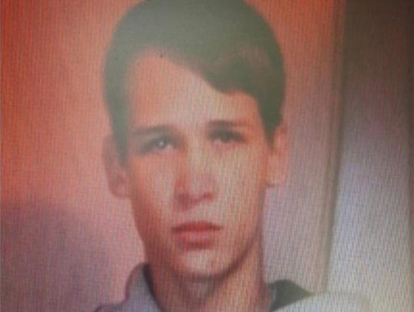 В Воронеже ищут 15-летнего парня со следами от порезов