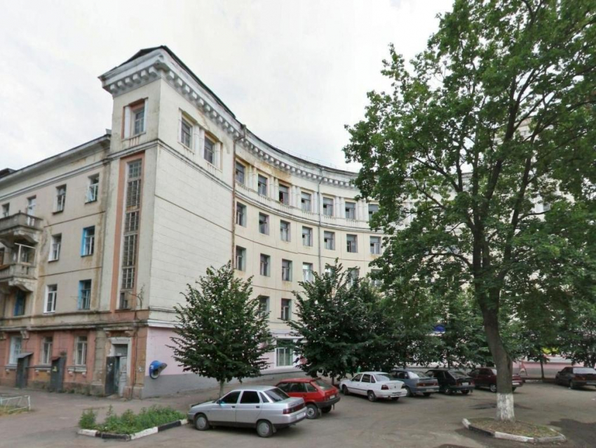 Собственник старинного дома в центре Воронежа пойдет под суд за разрушенный фасад