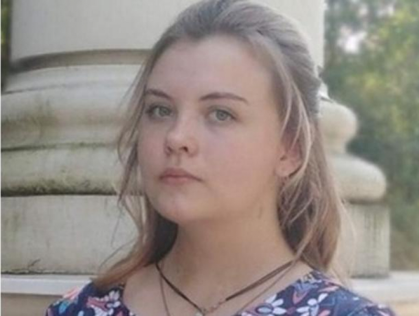 В Воронеже ищут пропавшую 16-летнюю школьницу с родимым пятном