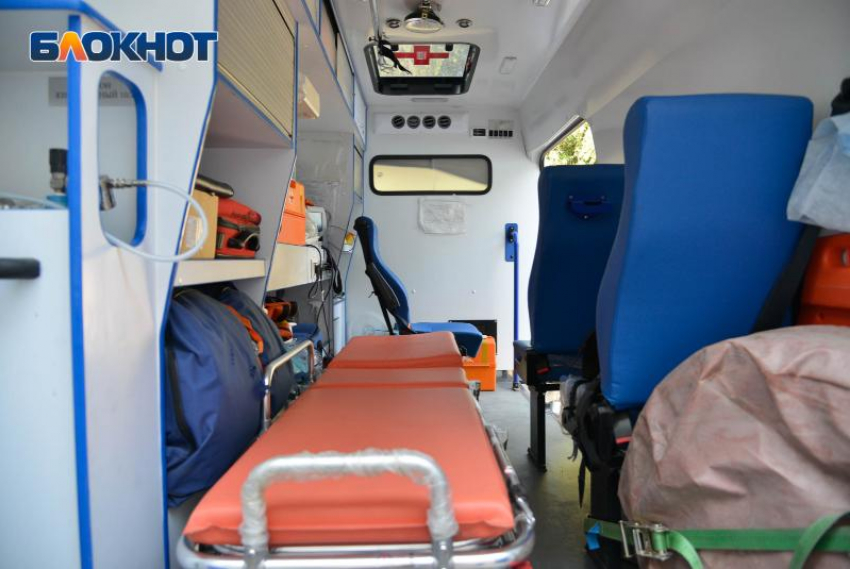 Труп 37-летней женщины обнаружили во дворе Коминтерновского района Воронежа