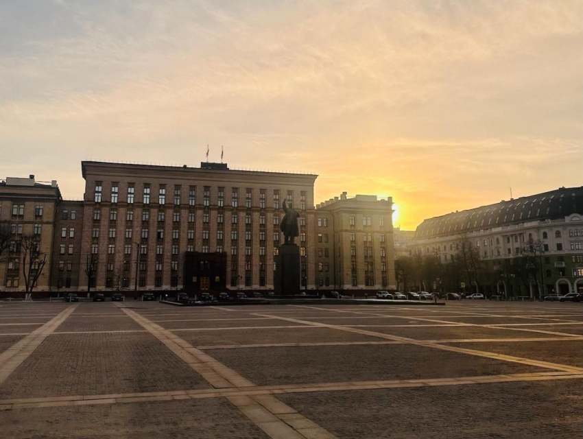 Бронированные рольставни закупают для здания воронежского правительства 