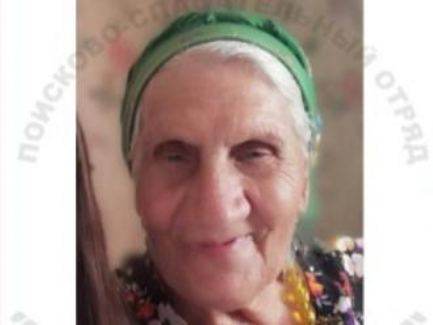 85-летняя пенсионерка в белом платке пропала под Воронежем