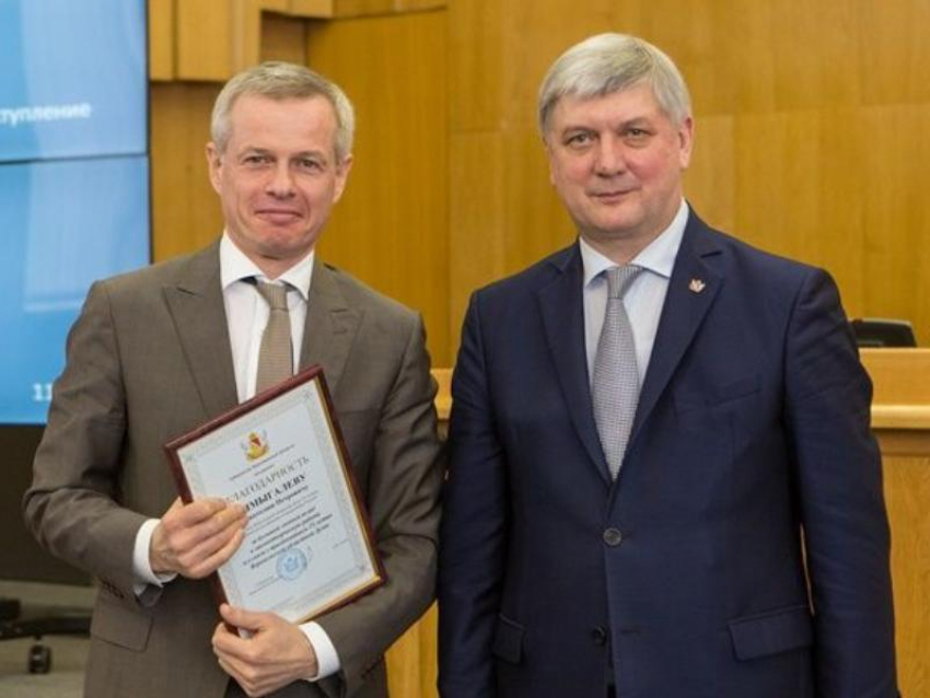 Самый богатый депутат облдумы Шмыгалев переживал за крепкий сон воронежцев