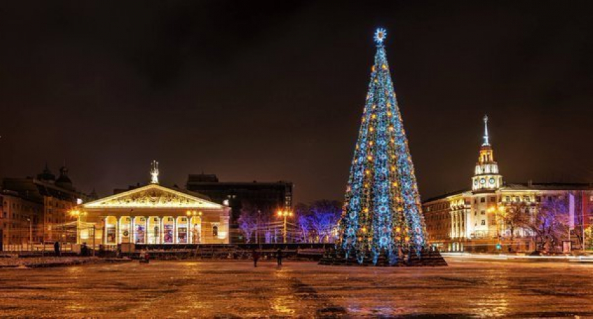 Опрос «Блокнот Воронеж»: в каком районе города самая лучшая новогодняя елка