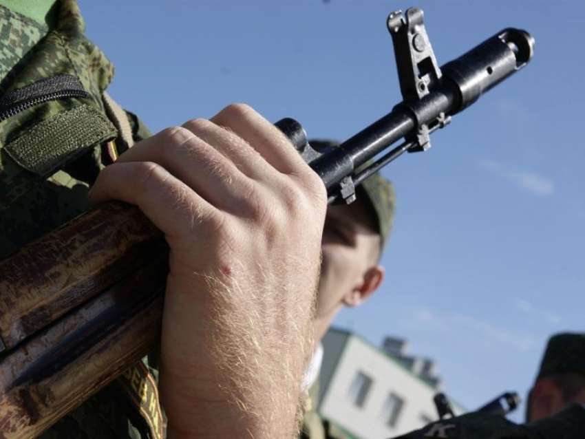 Воронежских школьников заберут на военные сборы 