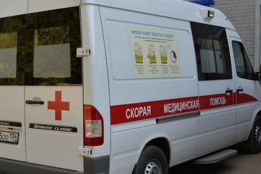 Более 640 воронежцев отравились алкоголем на новогодних праздниках