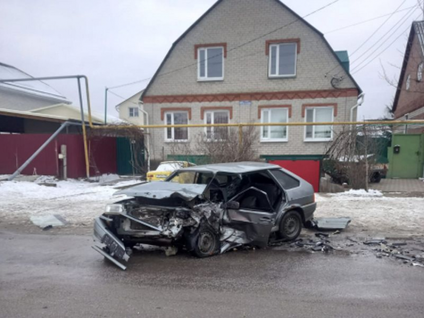 Трехлетняя девочка и шестилетний мальчик пострадали в массовом ДТП на окраине Воронежа