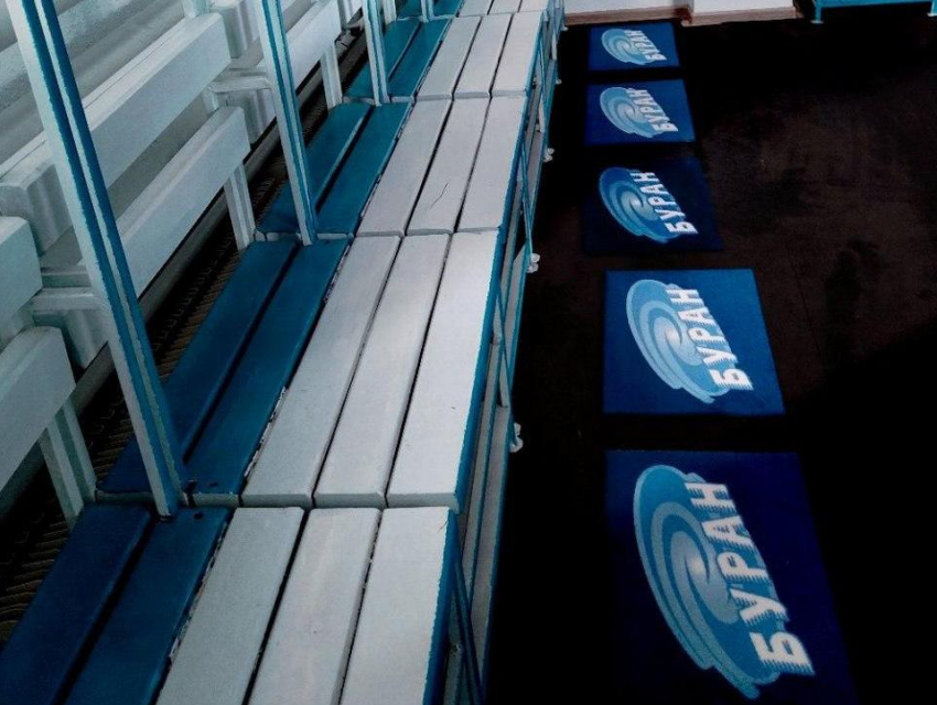 Фанаты «Факела» высмеяли новый мерч воронежских хоккеистов «Бурана»