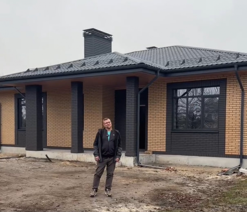 Показываем, из чего строят «дома мечты» под Воронежем 